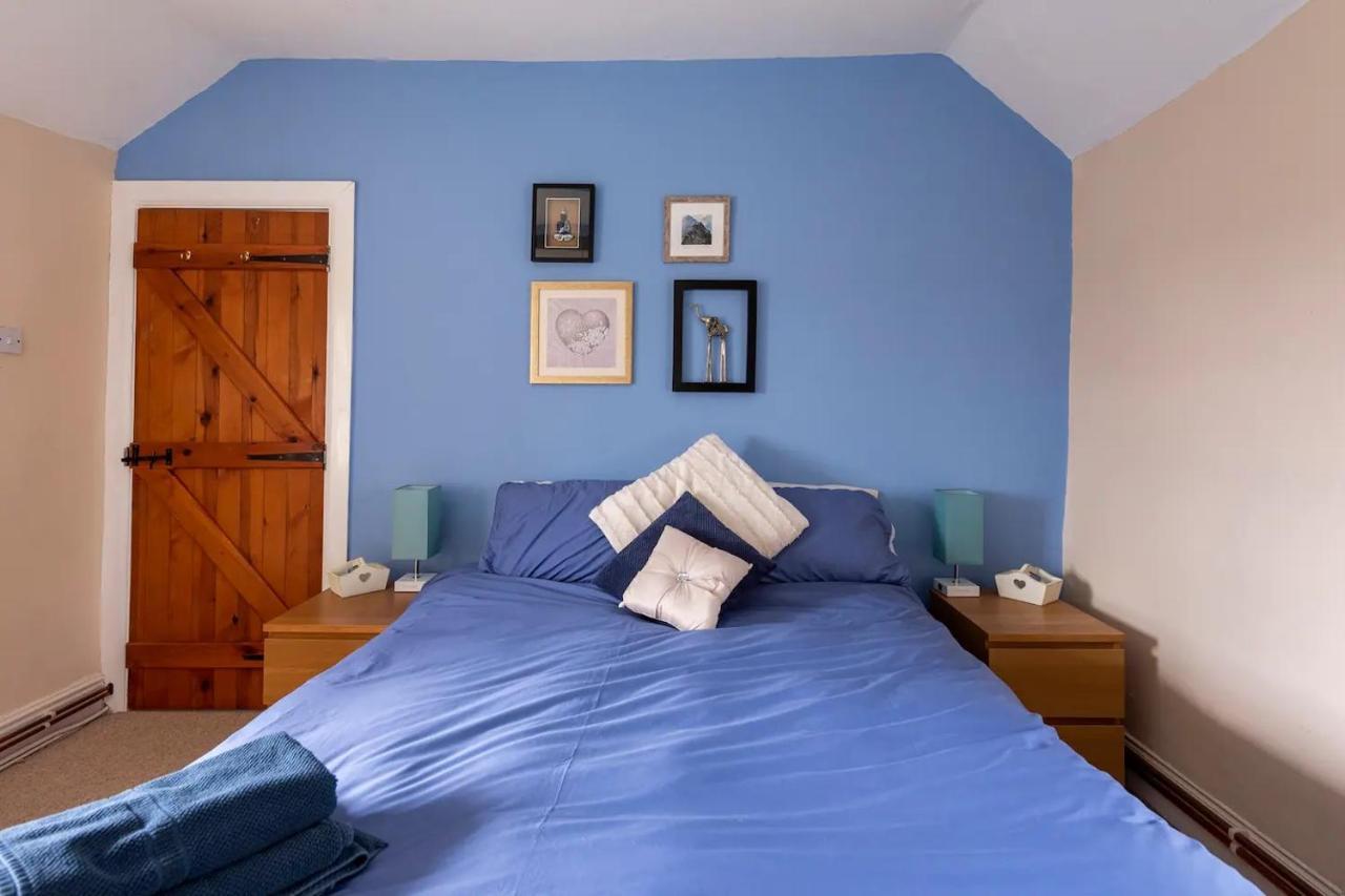 Llys Onnen - North Wales Holiday Cottage Молд Экстерьер фото